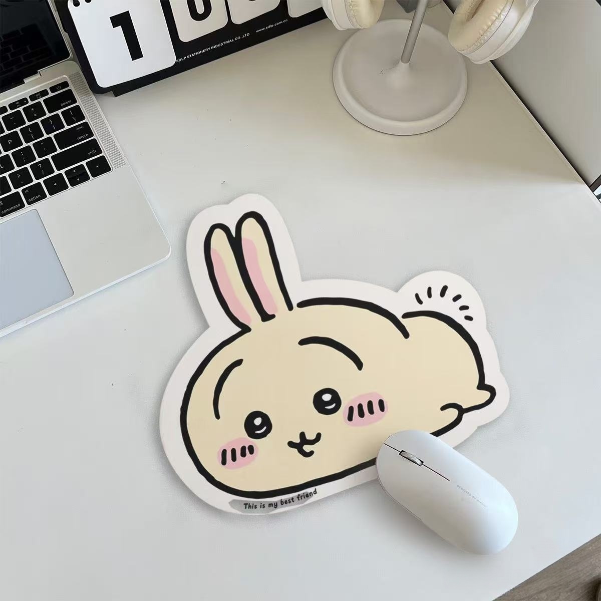 Chiikawa Cartoon Jiyi Usagi Ha - огляд і ціна Leather Desk Pad